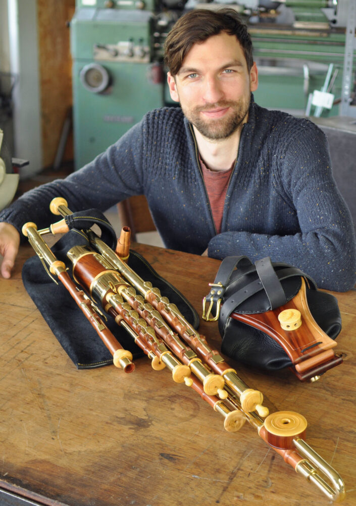 Uilleann Pipes Maintenance - Hendrik Morgenbrodt